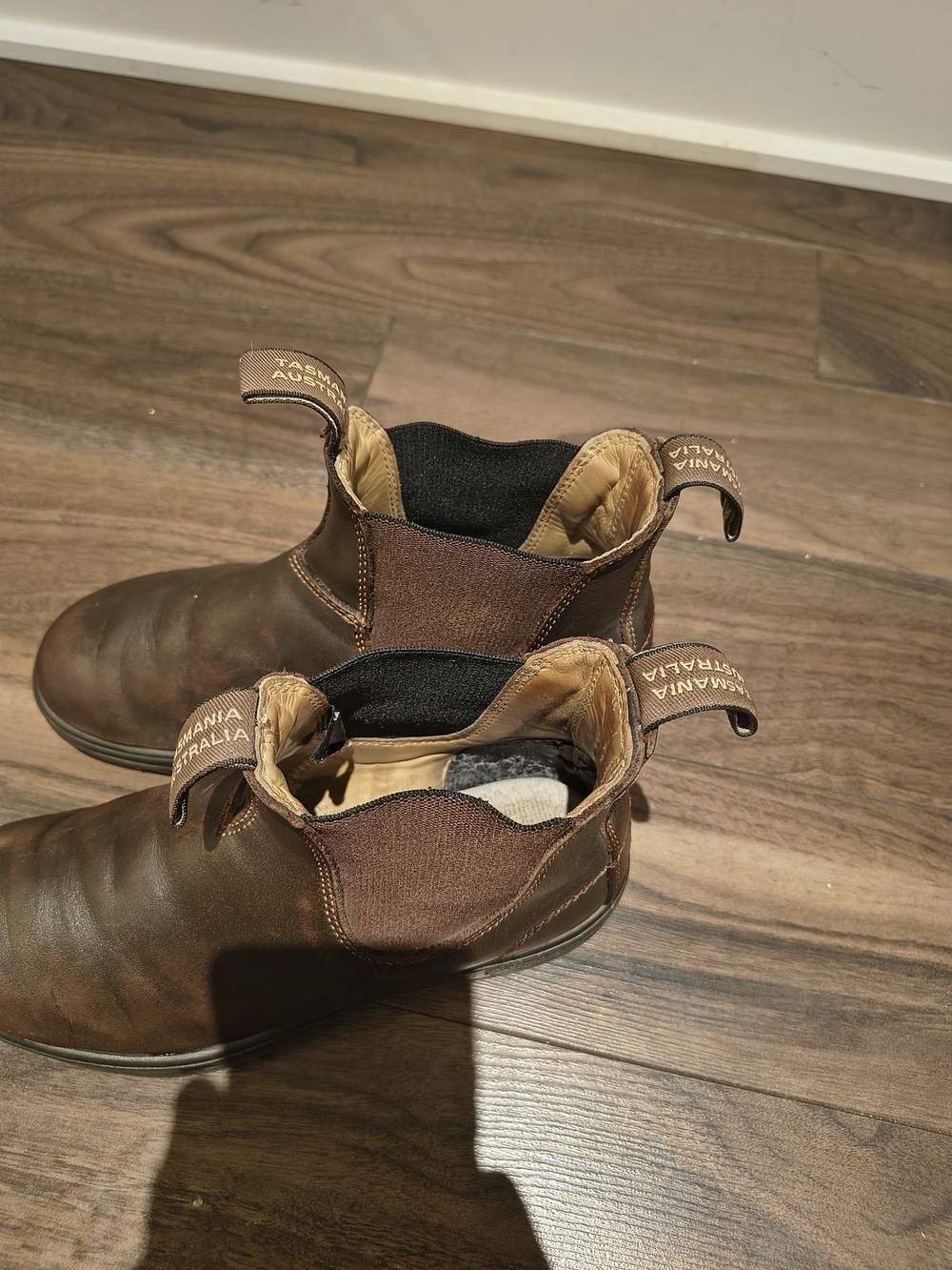 Blundstone Brown Leather Chelsea Boots AU 7.5 US Men 8.5 Women 10.5 - Picture 2 of 8